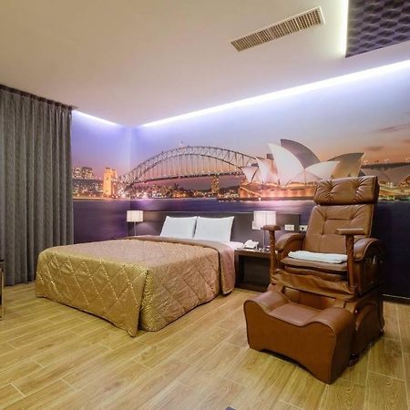 Foxdou Business Motel Tainan Exterior foto