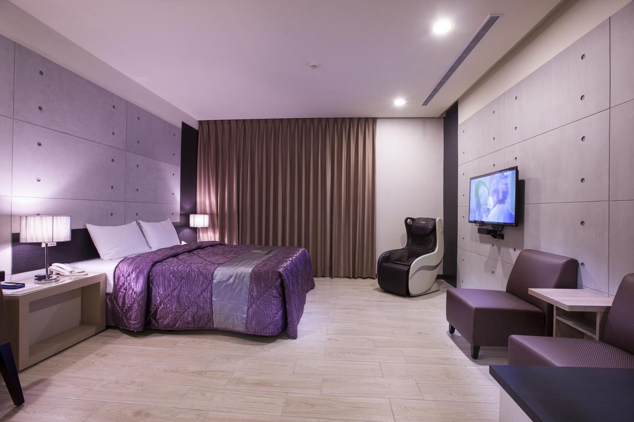 Foxdou Business Motel Tainan Exterior foto